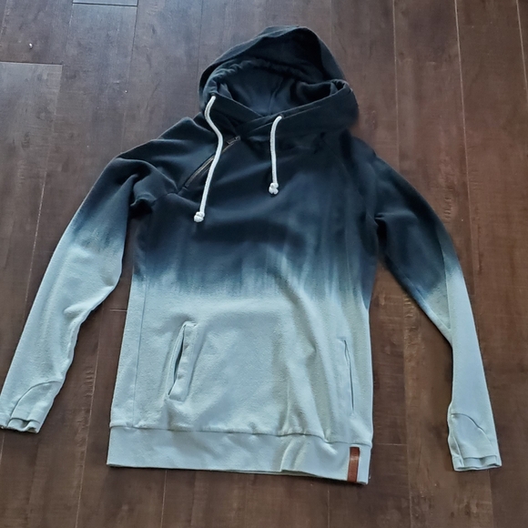 AMPERSAND AVE Tops - Ampersand Womens Hoodie With Pockets Size XS EUC
